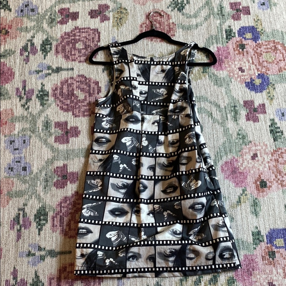 Black and White Graphic Print Dress
